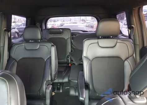 2021 Jeep Grand Cherokee L Laredo z USA, uszkodzony, nr VIN 1C4RJJAG6M8177391